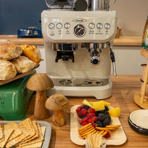 Máquina de café Haceb con molino integrado Lino